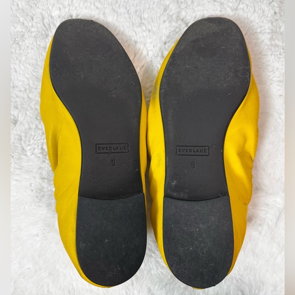 Everlane Yellow Flats 🍋 - Picture 7 of 9